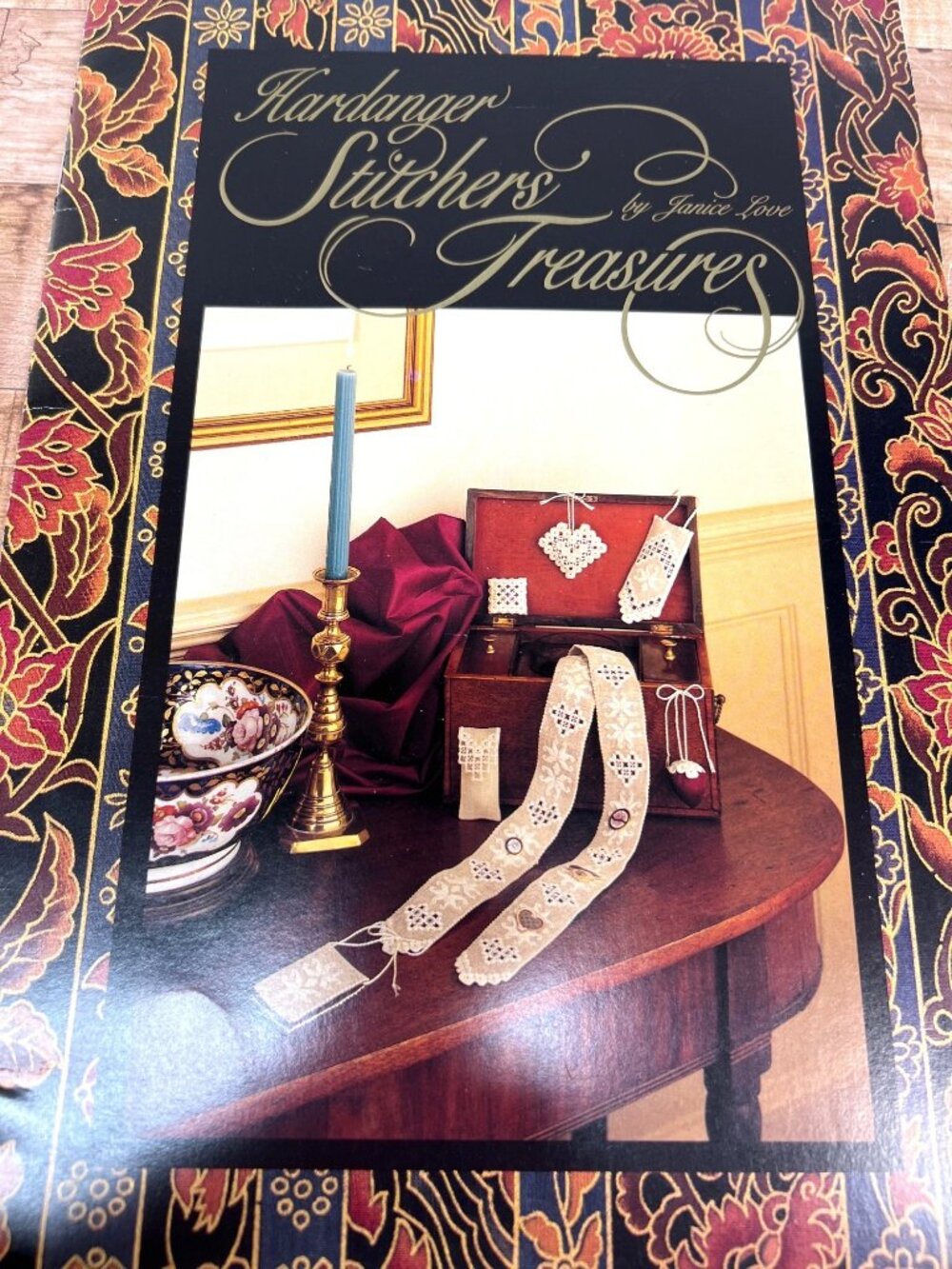 Hardanger Stitchers Treasures Cross-Stitch Embroidery Patterns Book - Picture 2 of 3